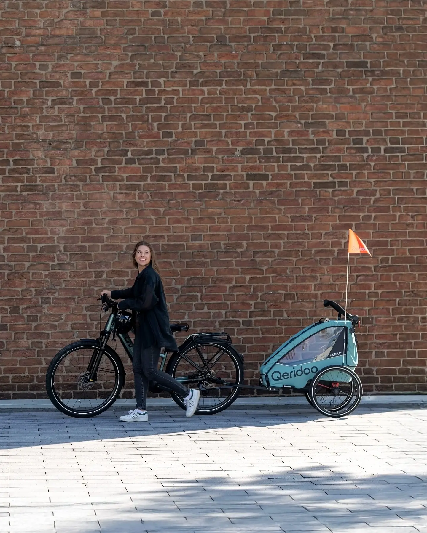 🚲 Alltag meistern. Abenteuer erleben. 🍃
Der QUPA Plus ist Dein flexibler Begleiter, wenn Du mit Deinem Kind unterwegs bist – egal ob zur Kita, zum Spielplatz oder einfach raus ins Grüne.
🩵Kompakt, sicher und vollgepackt mit praktischen Features für Deinen Familienalltag.
#Qeridoo #QUPAPlus #Fahrradanhänger #ElternLeben #UnterwegsMitKind #FamilyFirst