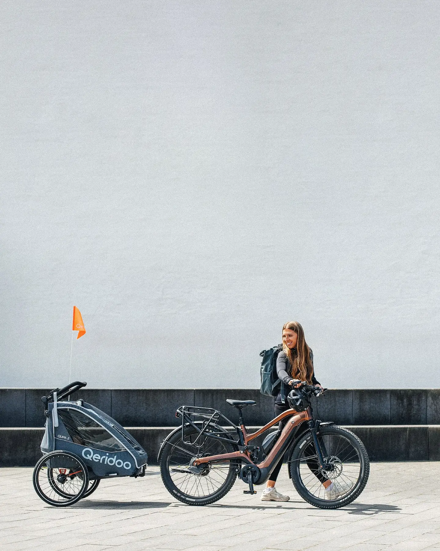 Das ist mehr als nur ein Fahrradanhänger. Das ist Euer täglicher Begleiter. 💛🚲
Mit dem QUPA 2 wird jede Fahrt zur Quality Time – sicher, bequem und bereit für alles, was der Tag bringt. ✨ Für zwei kleine Weltentdecker
🧡 Für entspannte Eltern
👜 Für alles, was mit muss
#Qeridoo #QUPA2 #ElternAlltag #Familienzeit #MitLiebeUnterwegs