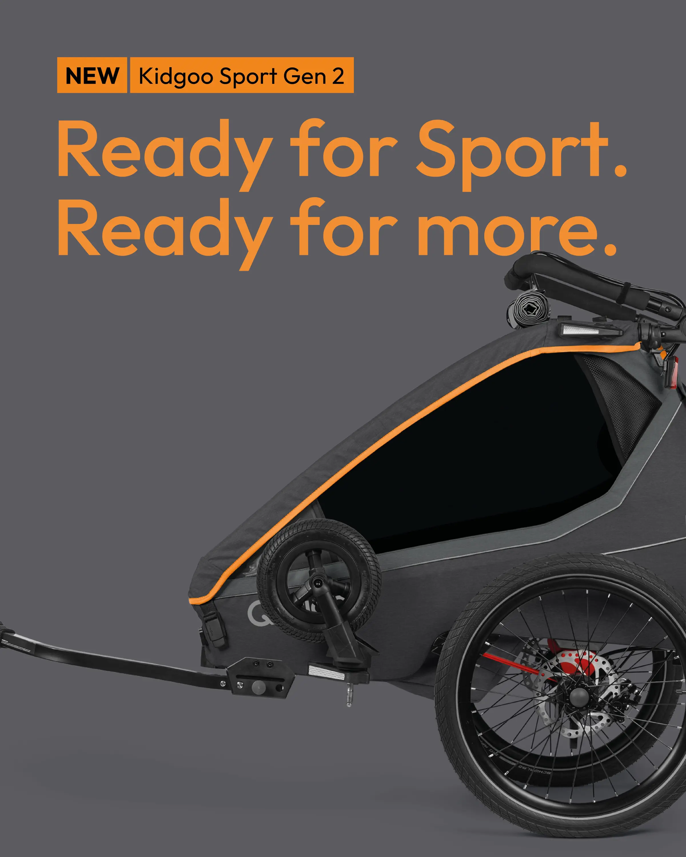 🧡 Ready for Sport. Ready for more.
 Der Kidgoo Sport Gen 2 in der FIDLOCK Edition verbindet sportliches Design mit durchdachter Ausstattung für Alltag, Ausflüge und aktive Touren.
✔️ Scheibenbremsen-Nachrüstset inklusive
 ✔️ Magnetischer 5-Punkt-Gurt von FIDLOCK
 ✔️ Magnetische FIDLOCK-Verdeckverschlüsse
 ✔️ Vormontierte FIDLOCK TWIST base by Qeridoo
 ✔️ Sportliches Sitzbank-Design mit patentiertem easy-ARS
 ✔️ Schwalbe Reifen und Blattfeder-Dämpf-System
 ✔️ Neues becco-Kupplungssystem
 ✔️ XL-Kofferraum für extra Stauraum
 ✔️ Patentierte Kopfprotektoren für mehr Sicherheit
Kurz gesagt: sportlich unterwegs, smart ausgestattet und bereit für mehr.
👉 Swipe durch die Slides und entdecke die Highlights des Kidgoo Sport Gen 2.
#qeridoo #kidgoosport #fidlock #fahrradanhänger #cyclinglife