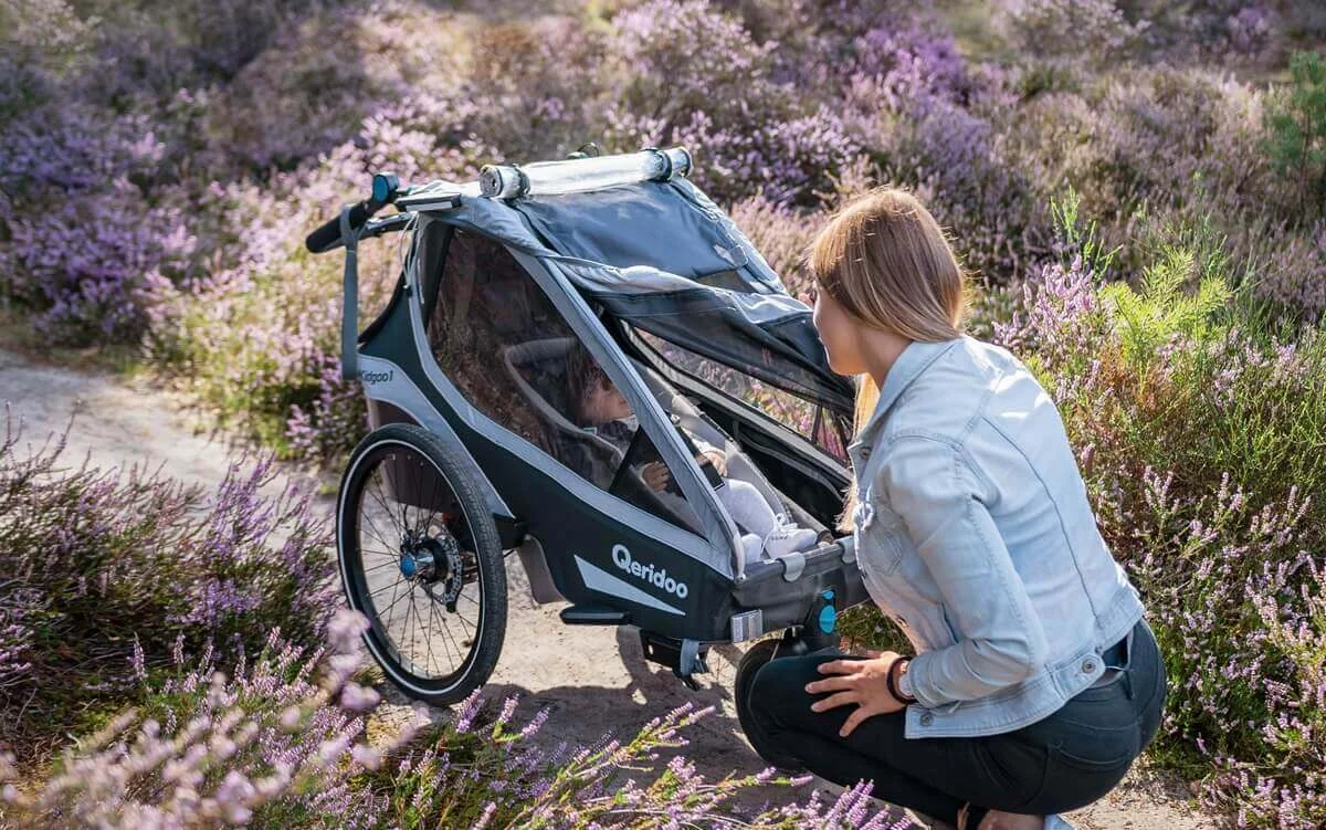 Sonnenschutz im Qeridoo Kinderfahrradanhänger